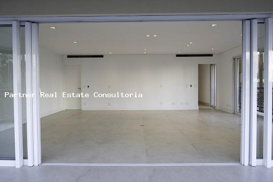 Apartamento para alugar com 4 quartos, 273m² - Foto 14