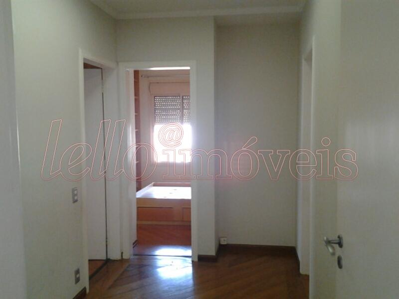 Apartamento para alugar com 3 quartos, 156m² - Foto 4