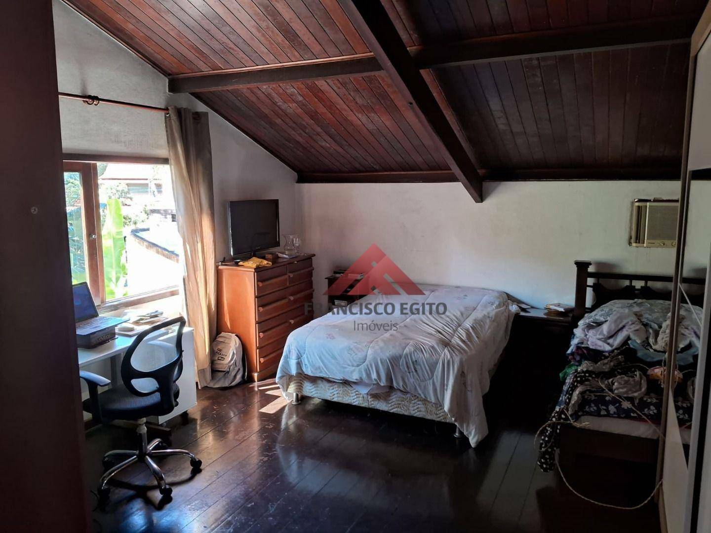 Casa à venda com 3 quartos, 247m² - Foto 10