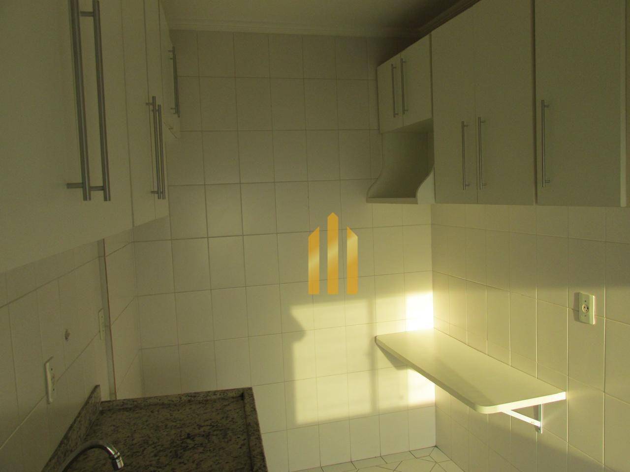 Apartamento para alugar com 2 quartos, 68m² - Foto 11