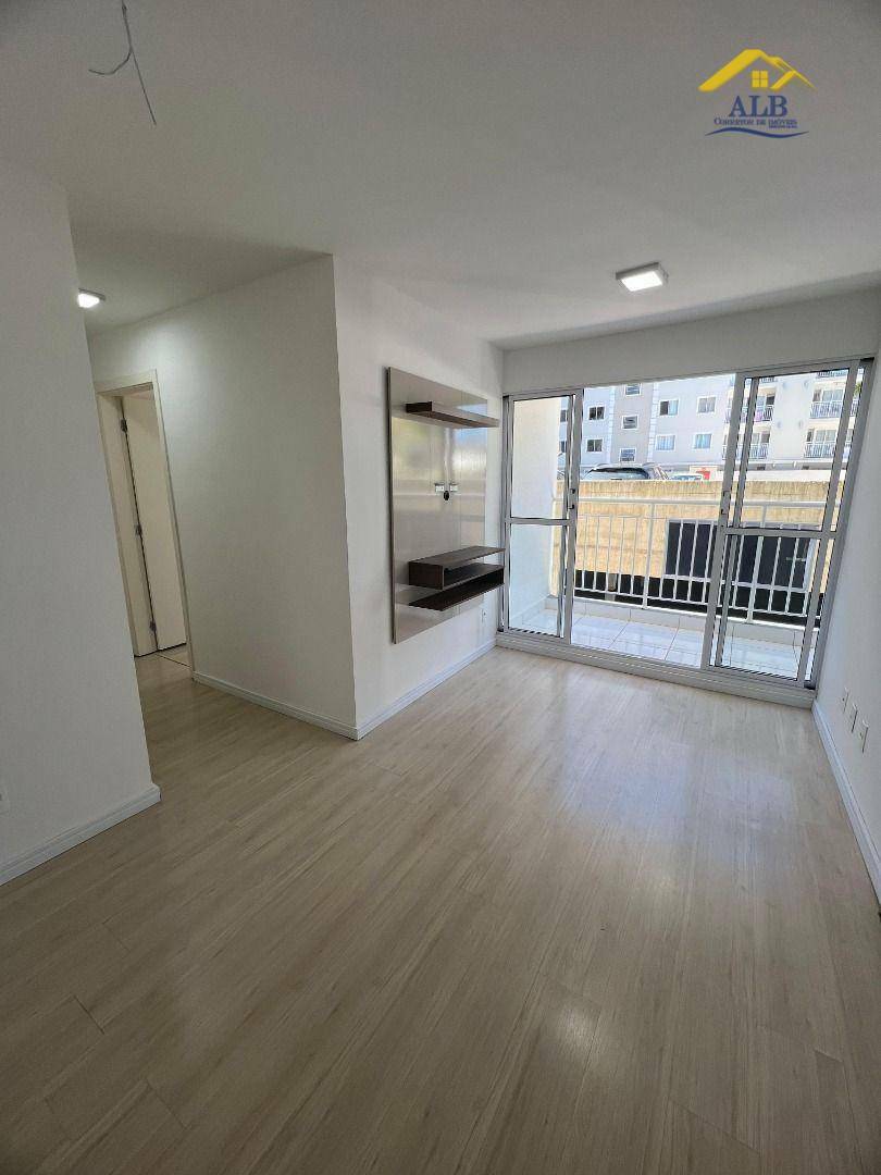 Apartamento para alugar com 2 quartos, 47m² - Foto 6