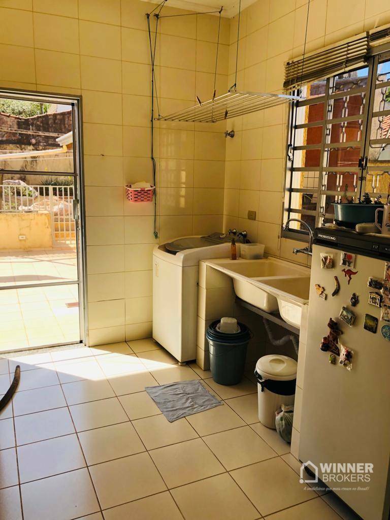 Sobrado à venda com 5 quartos, 330m² - Foto 13