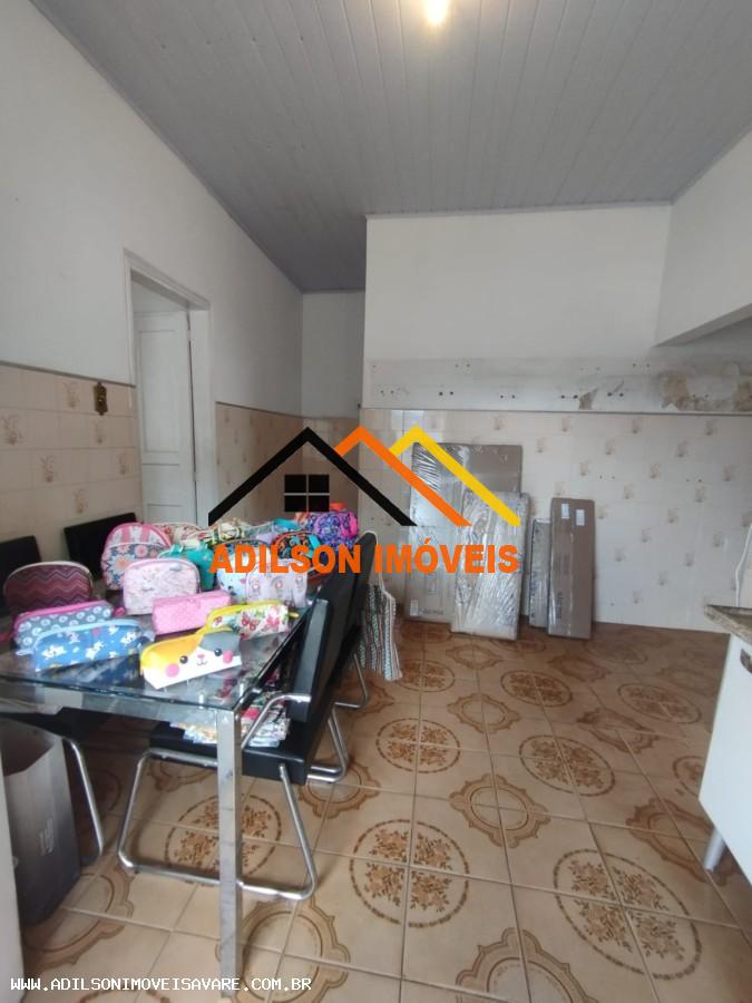 Casa à venda com 3 quartos, 219m² - Foto 6