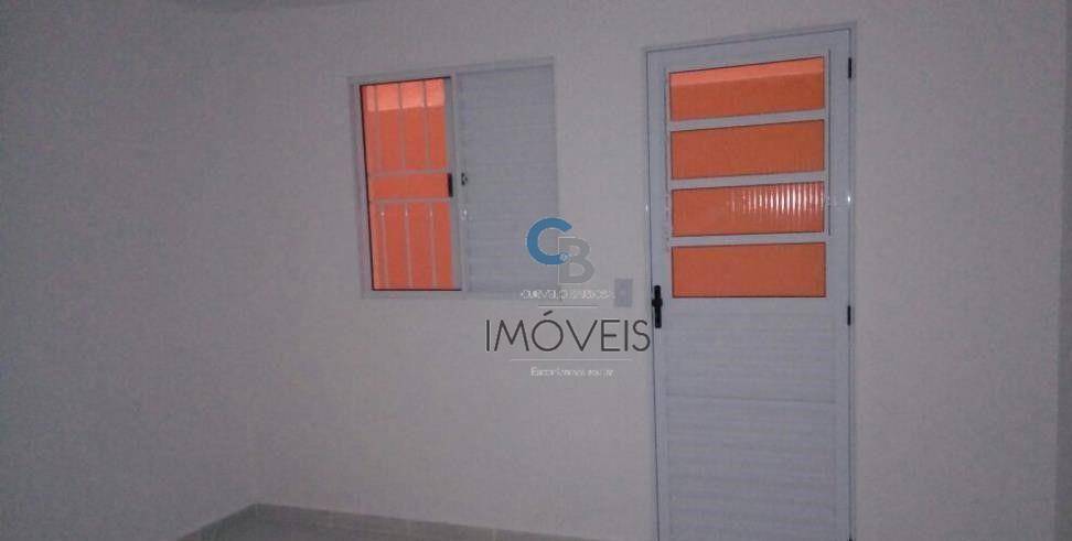 Sobrado à venda com 2 quartos, 237m² - Foto 5