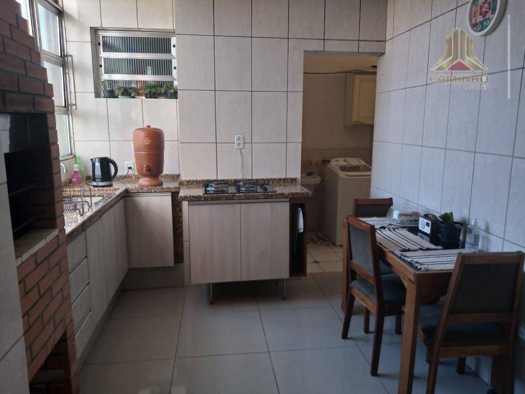 Apartamento à venda com 3 quartos, 116m² - Foto 3