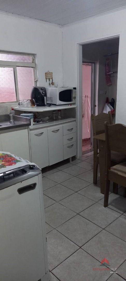 Casa à venda com 2 quartos, 75m² - Foto 9