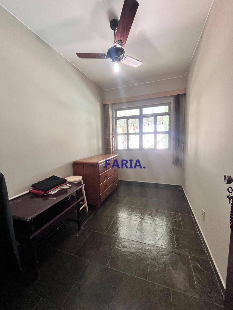 Casa à venda com 4 quartos, 520m² - Foto 13