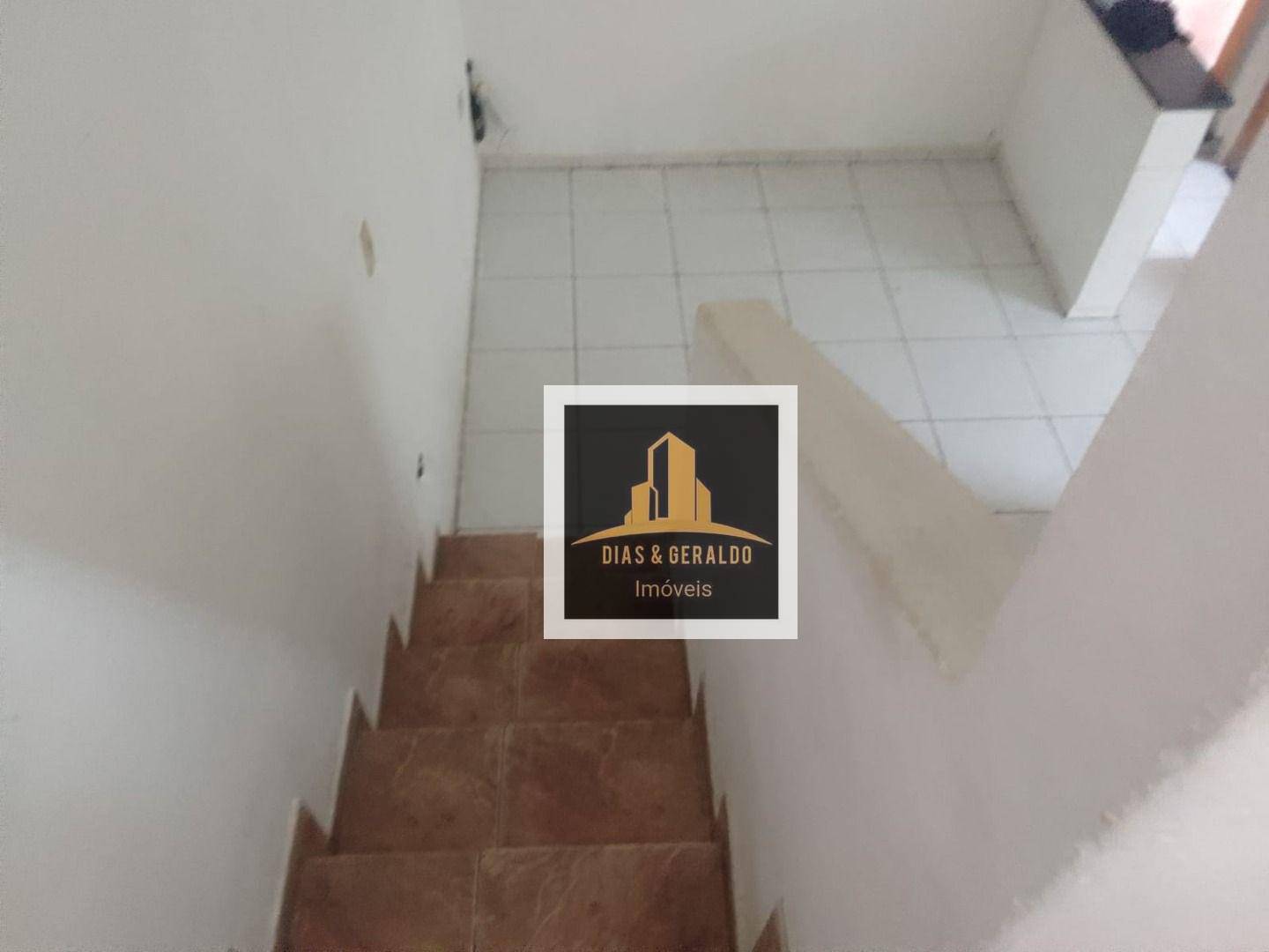 Sobrado à venda com 2 quartos, 140m² - Foto 6