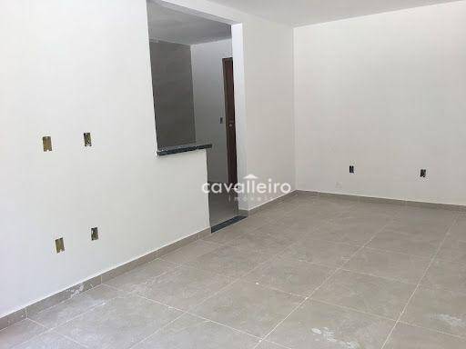 Casa à venda com 2 quartos, 74m² - Foto 4