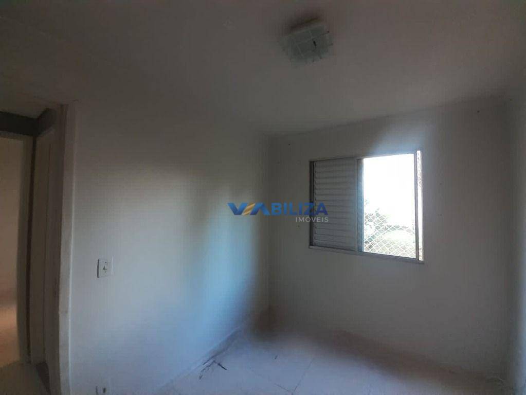 Apartamento à venda com 2 quartos, 44m² - Foto 8