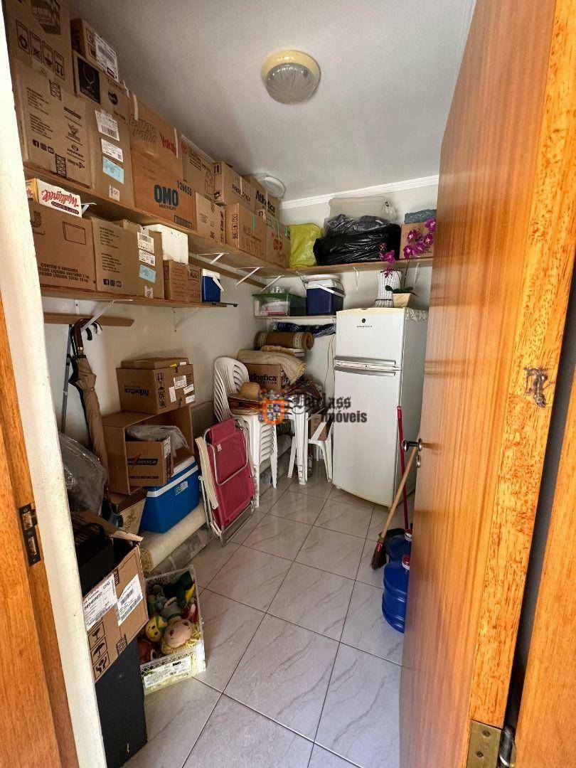 Sobrado à venda com 4 quartos, 330m² - Foto 75