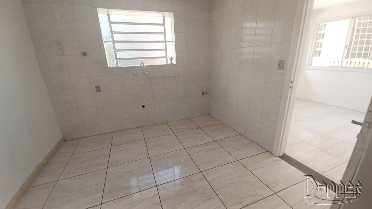 Casa à venda com 3 quartos, 170 - Foto 10