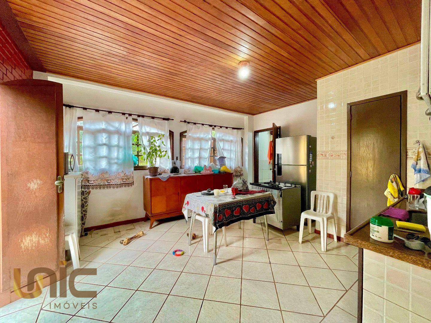 Casa à venda com 5 quartos, 157m² - Foto 16