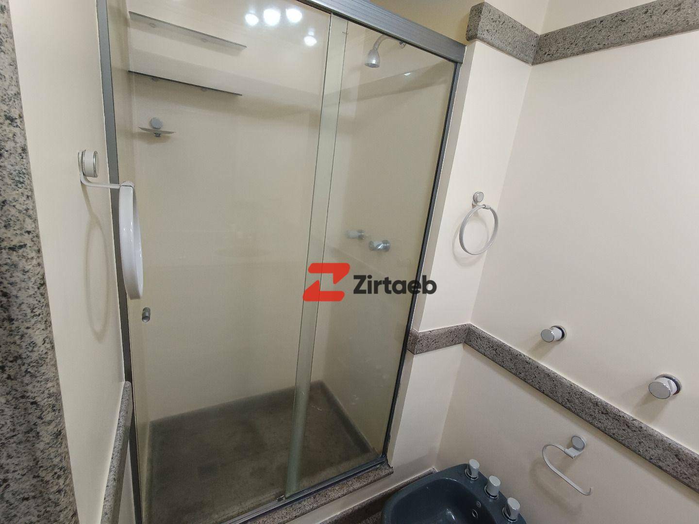 Apartamento para alugar com 2 quartos, 104m² - Foto 22