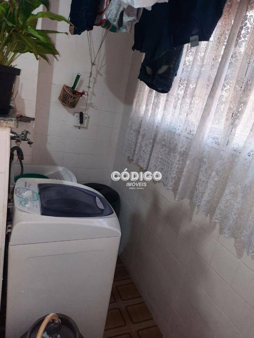 Apartamento à venda com 2 quartos, 70m² - Foto 16