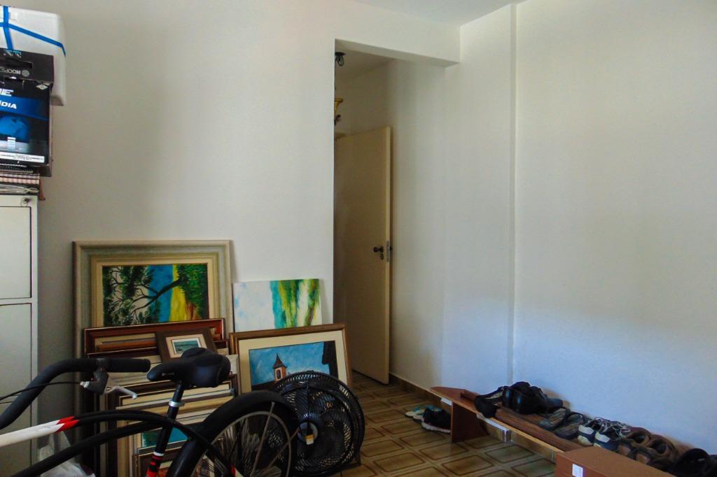 Apartamento à venda com 3 quartos, 130m² - Foto 11