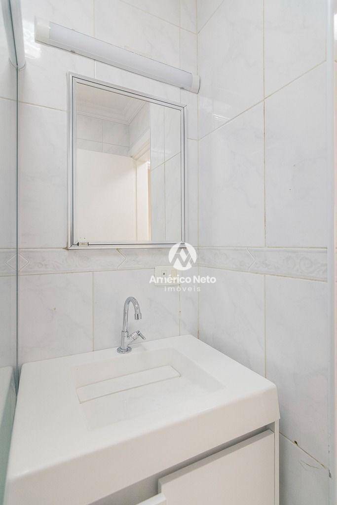 Apartamento para alugar com 4 quartos, 140m² - Foto 24