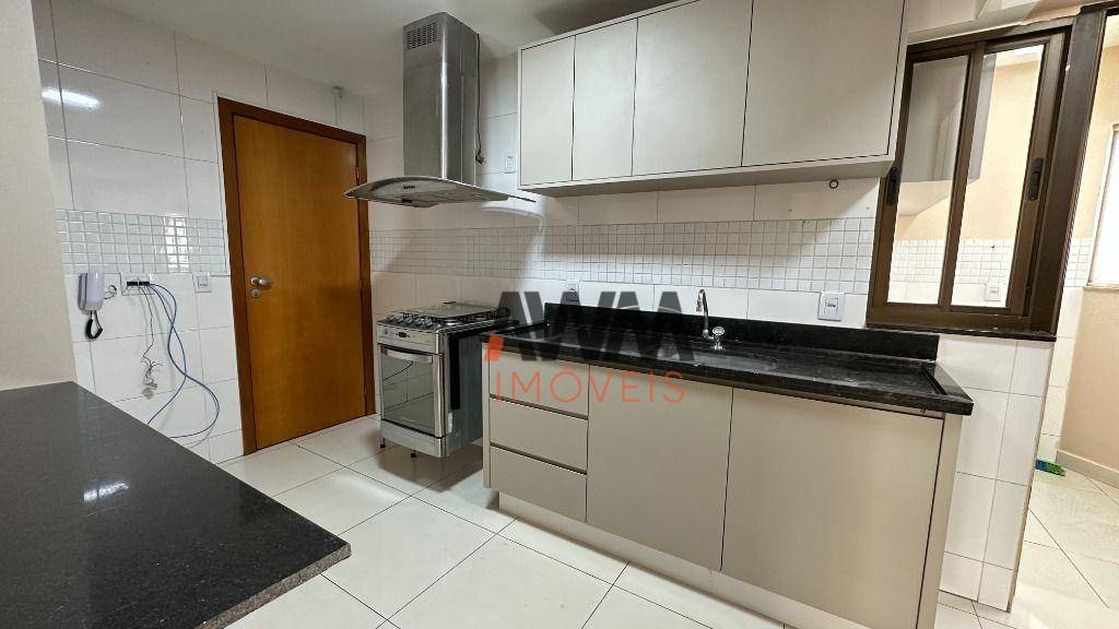 Apartamento para alugar com 3 quartos, 100m² - Foto 10