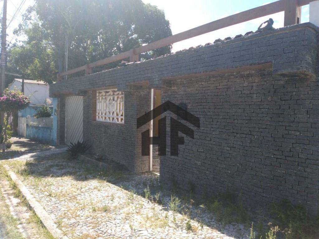 Casa à venda com 4 quartos, 250M2 - Foto 1