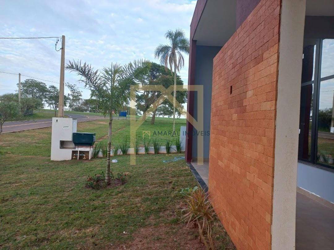 Casa à venda com 4 quartos, 195m² - Foto 14