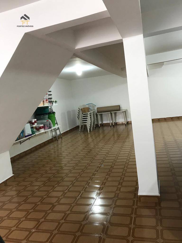 Casa à venda com 2 quartos, 280m² - Foto 15