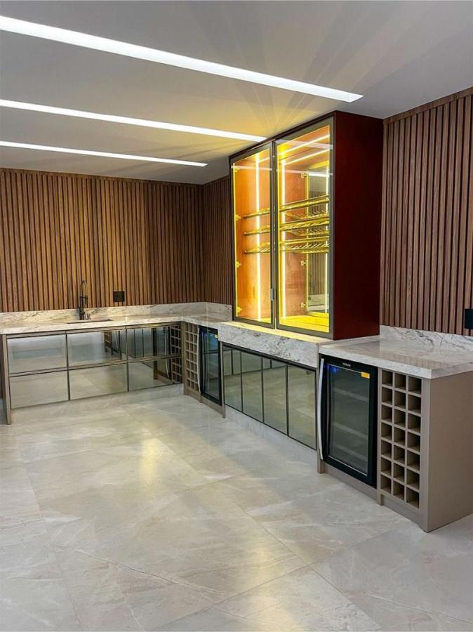Casa à venda com 3 quartos, 618m² - Foto 10