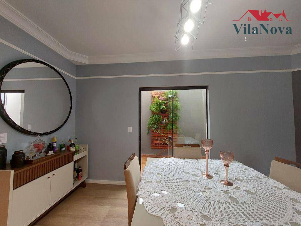 Casa à venda com 3 quartos, 210m² - Foto 10