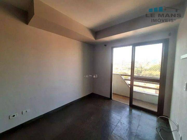 Apartamento à venda com 3 quartos, 203m² - Foto 19