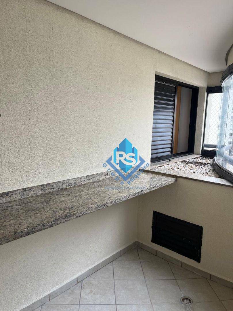 Apartamento para alugar com 3 quartos, 144m² - Foto 15