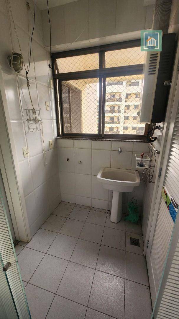 Apartamento para alugar com 2 quartos, 92m² - Foto 7