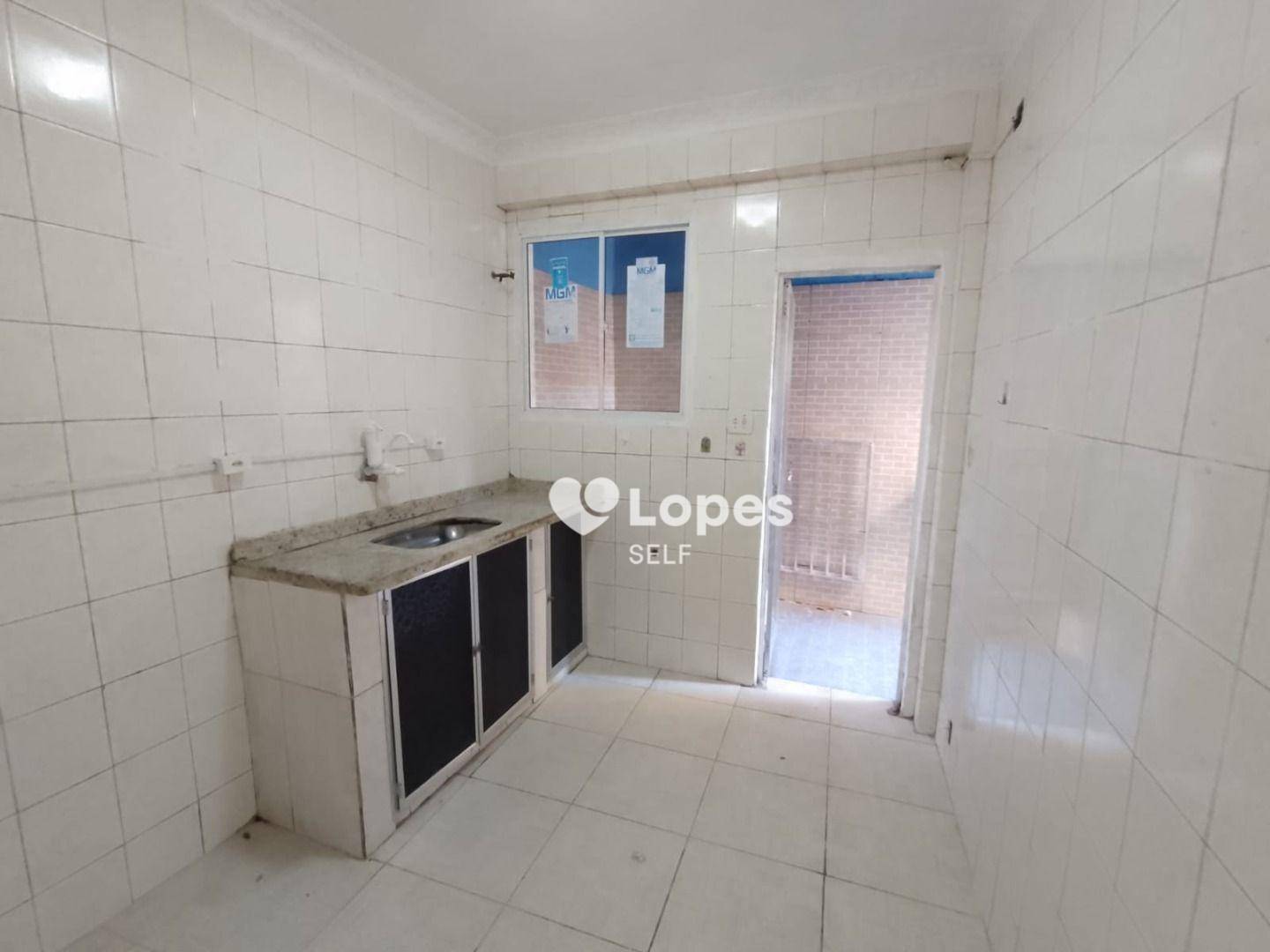 Apartamento à venda com 2 quartos, 70m² - Foto 7