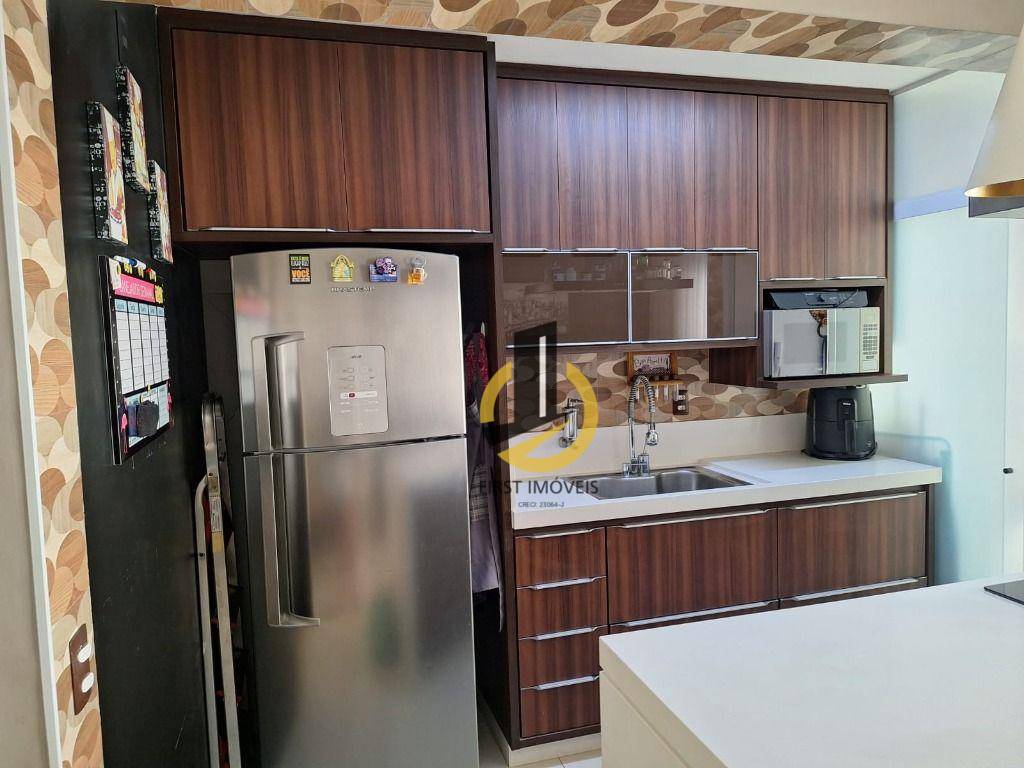 Apartamento à venda com 3 quartos, 93m² - Foto 6