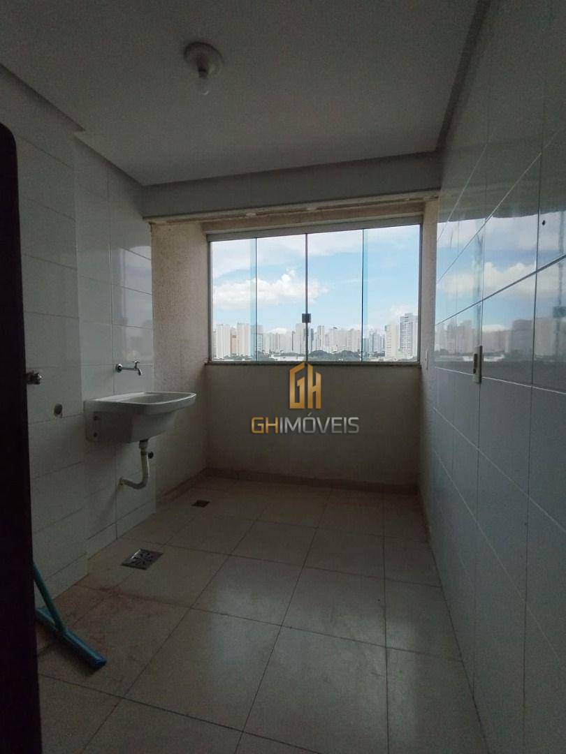 Apartamento à venda com 2 quartos, 68m² - Foto 7