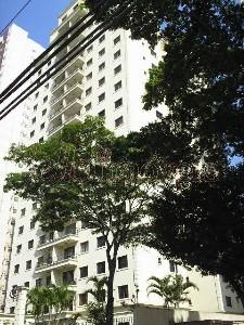 Apartamento para alugar com 3 quartos, 180m² - Foto 11