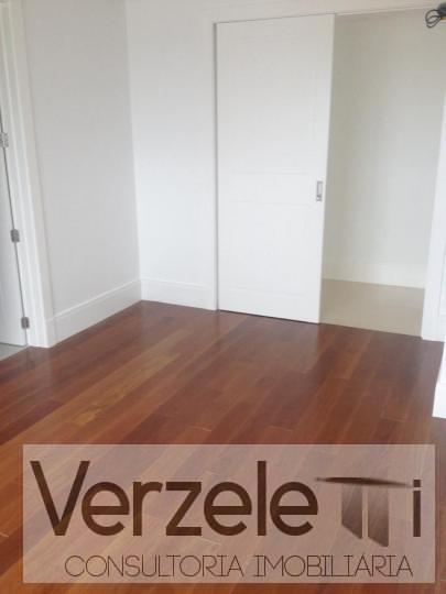 Apartamento à venda com 3 quartos, 180m² - Foto 29