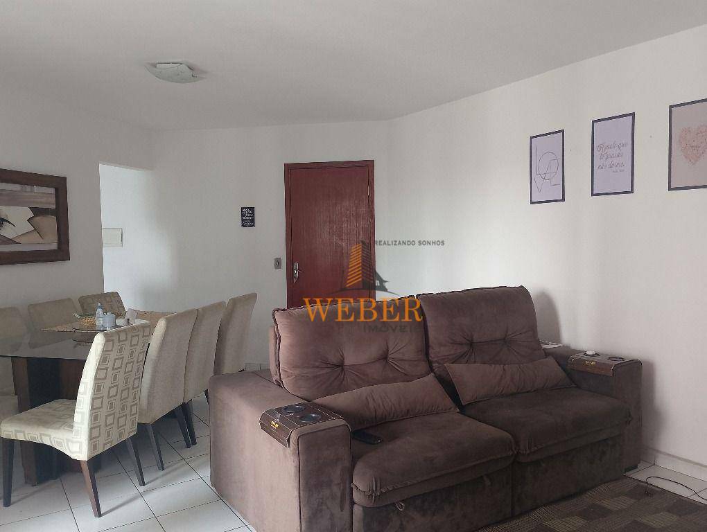 Apartamento à venda com 2 quartos, 70m² - Foto 8