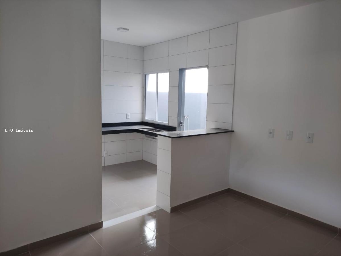 Casa à venda com 2 quartos, 130m² - Foto 6