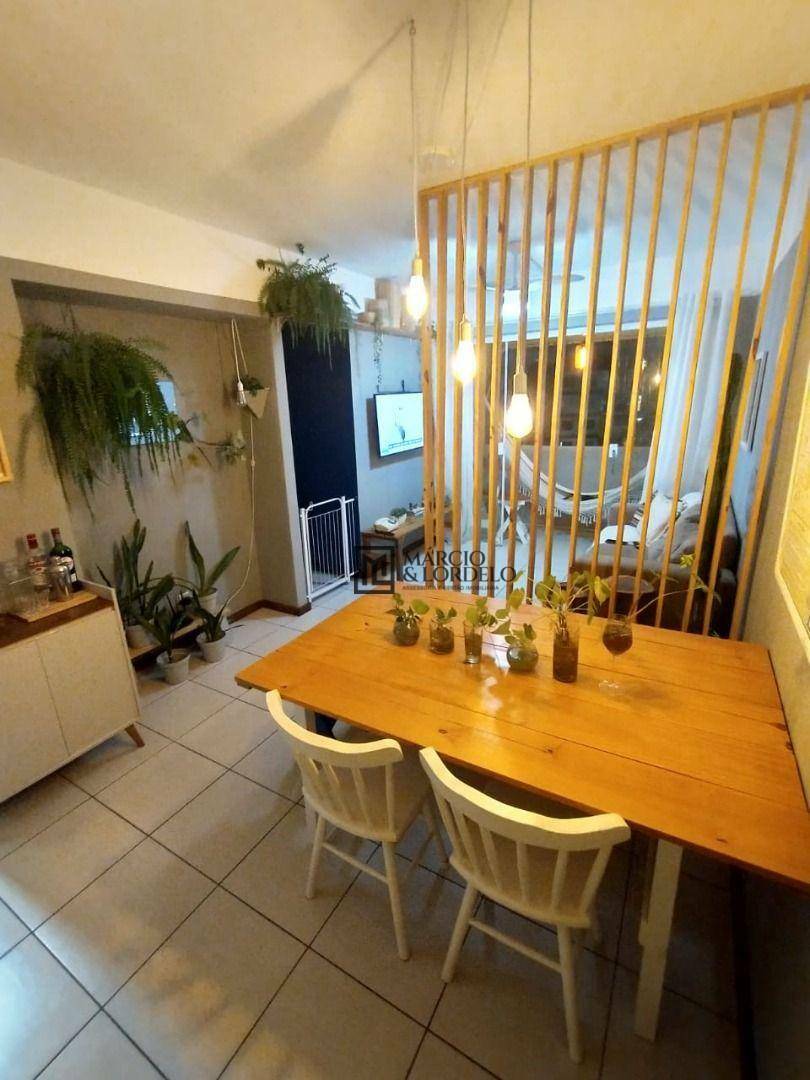 Apartamento à venda com 2 quartos, 60m² - Foto 1