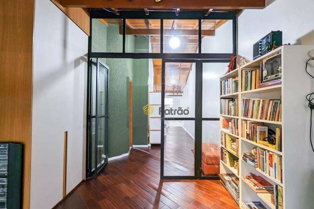 Sobrado à venda com 3 quartos, 227m² - Foto 6