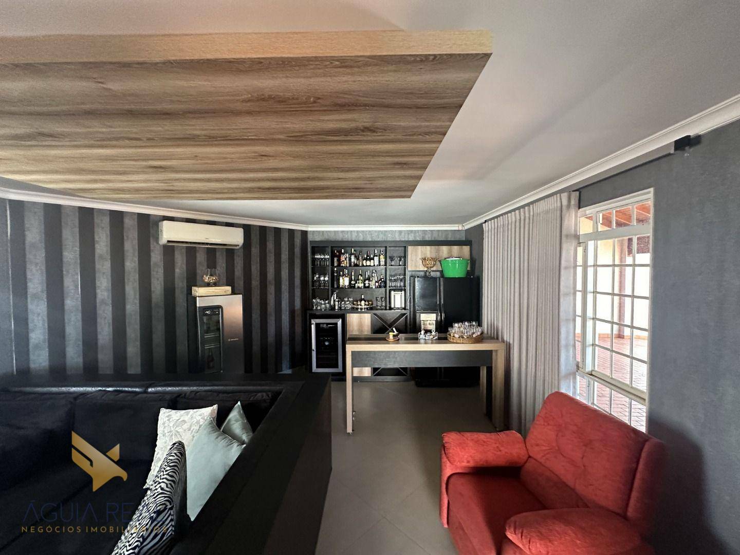 Casa à venda e aluguel com 4 quartos, 361m² - Foto 37