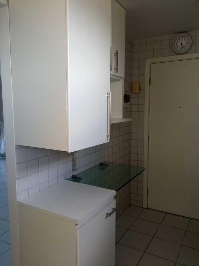 Apartamento à venda com 2 quartos, 72m² - Foto 11