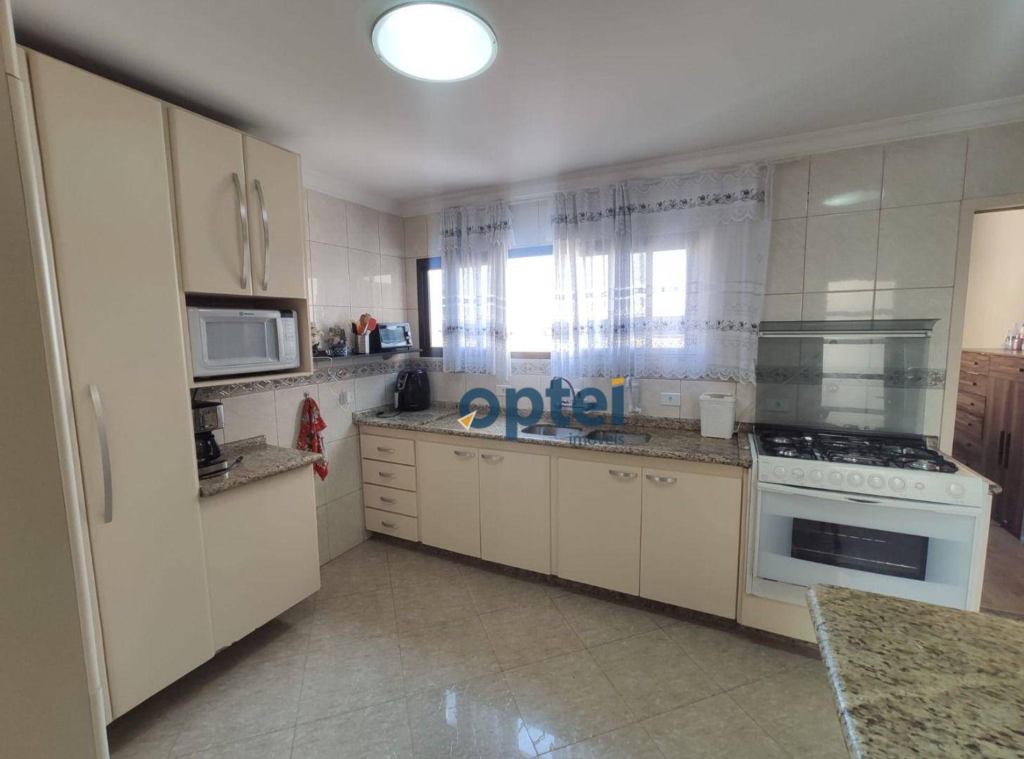 Sobrado à venda e aluguel com 5 quartos, 275m² - Foto 7