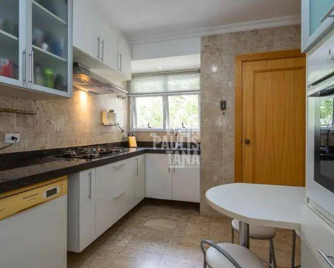 Apartamento à venda com 3 quartos, 164m² - Foto 9