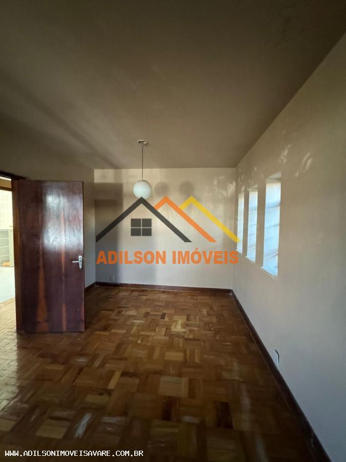 Casa à venda com 4 quartos, 378m² - Foto 14