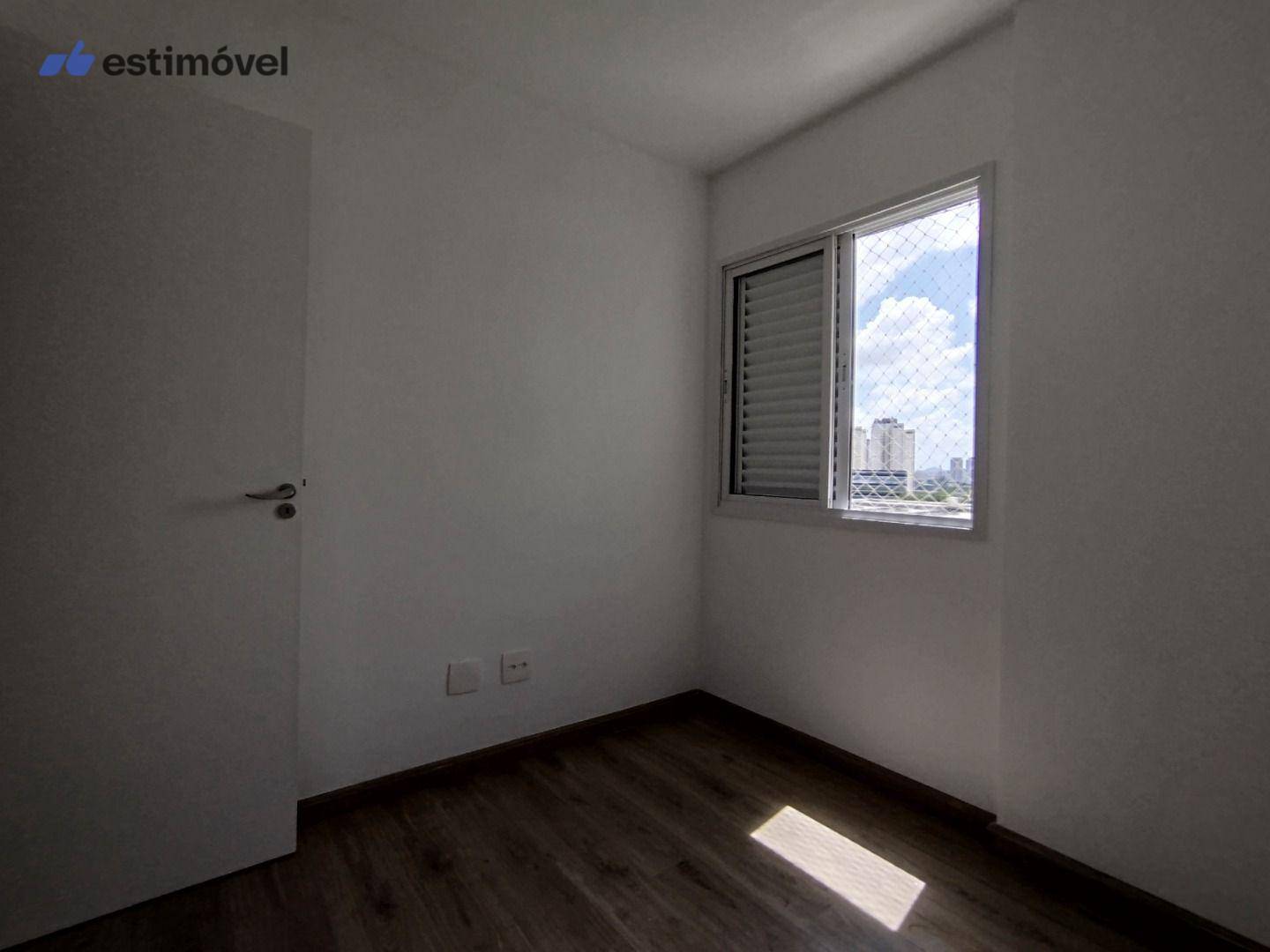 Apartamento para alugar com 3 quartos, 78m² - Foto 17