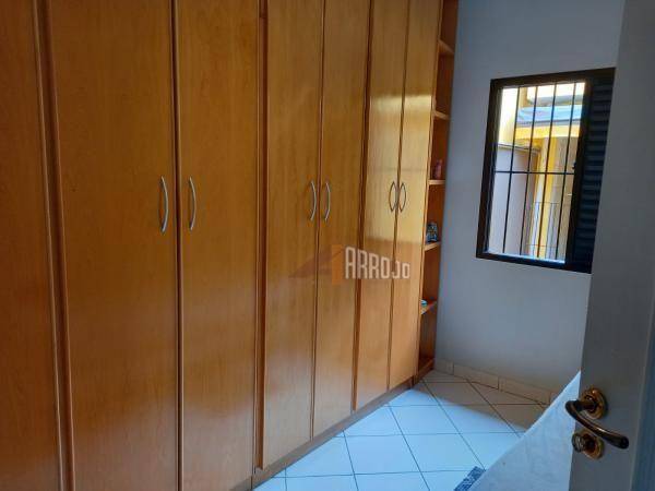 Sobrado à venda com 3 quartos, 266m² - Foto 18