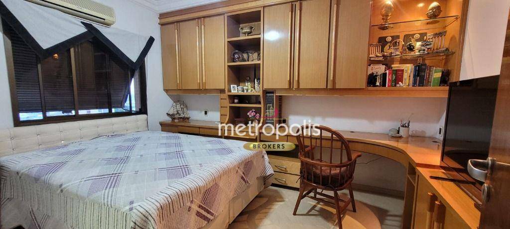 Apartamento à venda com 3 quartos, 224m² - Foto 21