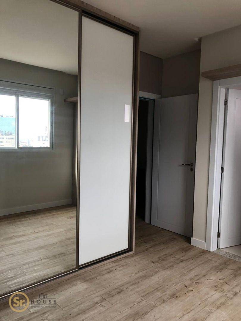 Apartamento à venda com 4 quartos, 165m² - Foto 11