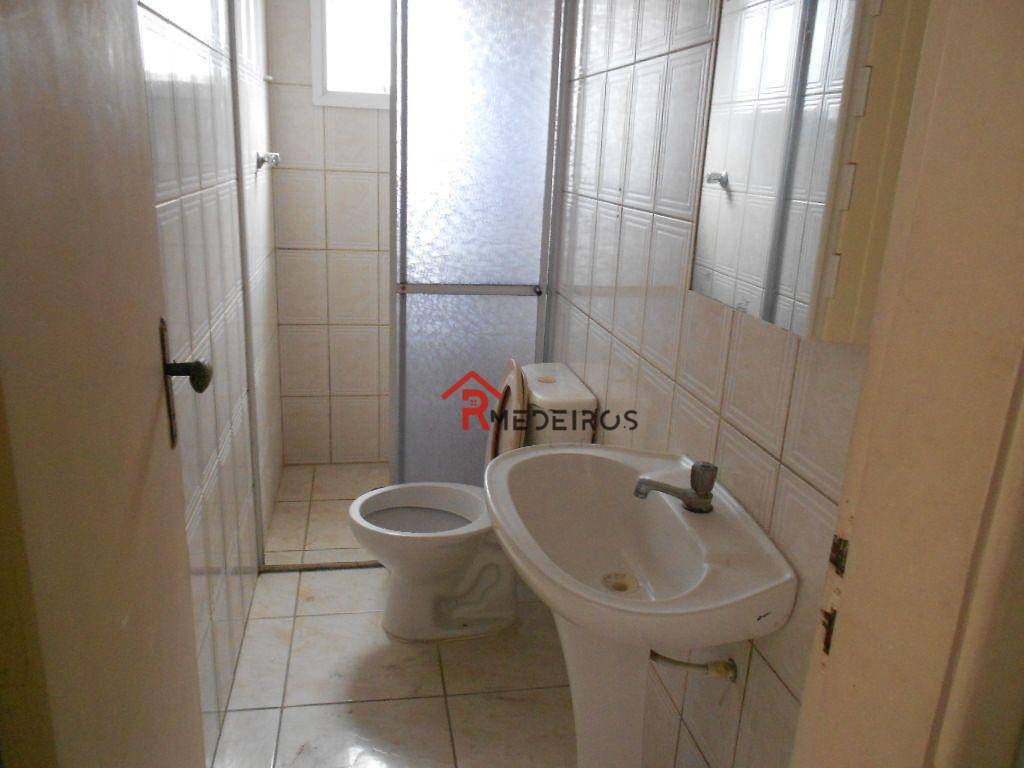 Apartamento à venda com 2 quartos, 42m² - Foto 13