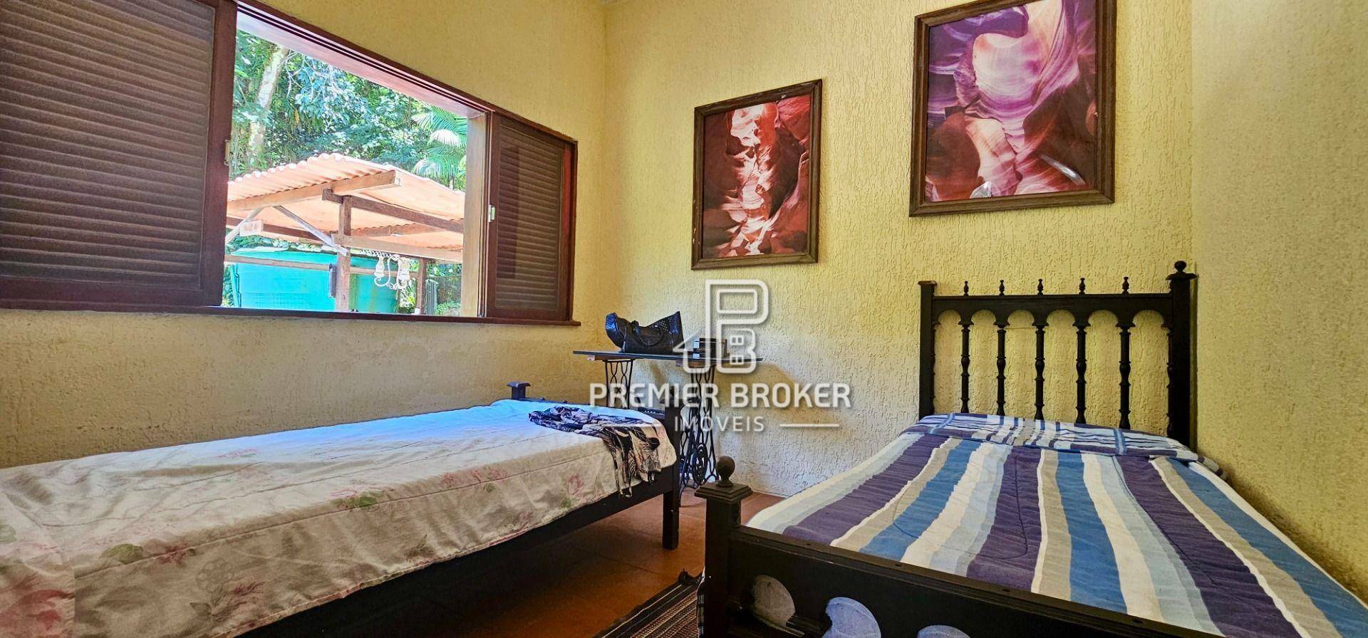 Casa de Condomínio à venda com 3 quartos, 320m² - Foto 28